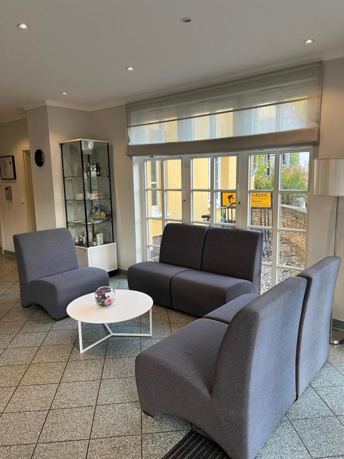 Hotel Und Restaurant Kranichsberg Woltersdorf  Екстер'єр фото