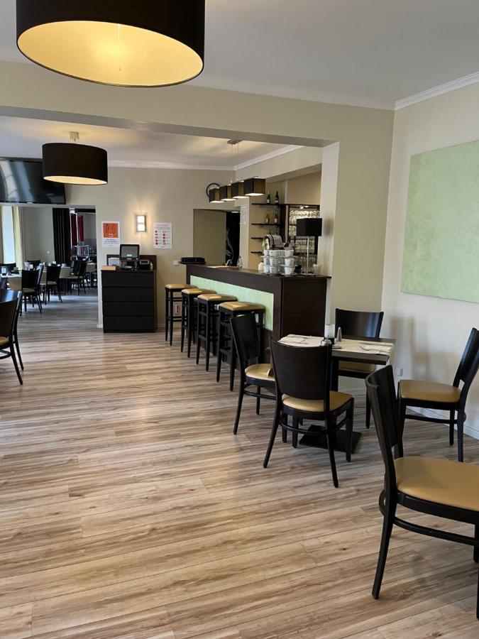 Hotel Und Restaurant Kranichsberg Woltersdorf  Екстер'єр фото