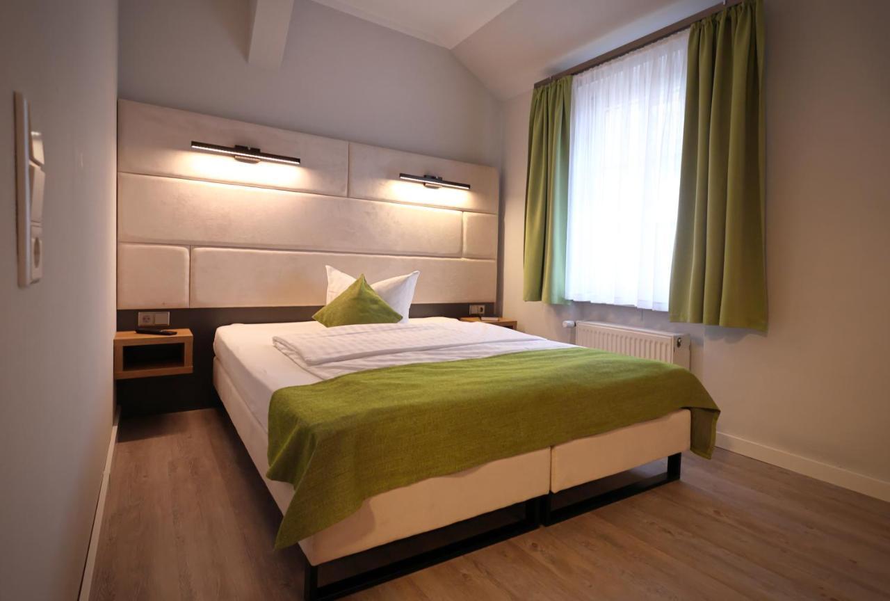 Hotel Und Restaurant Kranichsberg Woltersdorf  Екстер'єр фото